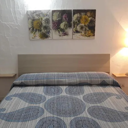 Monolocale Arianna Con Giardino Privato E Piscina شقة