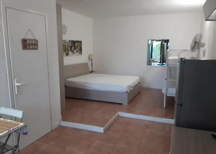 Apartamento Monolocale Arianna Con Giardino Privato E Piscina
