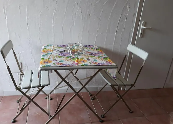 Monolocale Arianna Con Giardino Privato E Piscina Apartamento Olbia